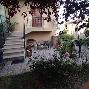 https://casa-cetona.it-tuscanyhotel.com